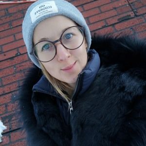 Meet your Posher, Caroline